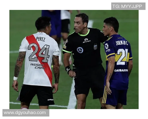 博卡青年与罗萨里奥中央的激烈对决揭示阿根廷足球的魅力与竞争精神