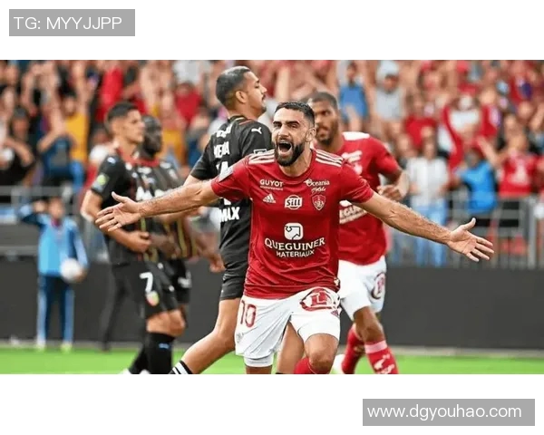 朗斯对阵布雷斯特比赛结果分析及精彩瞬间回顾