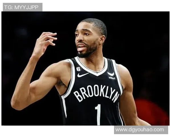 米卡尔布里奇斯如何在NBA赛场上展现出色的防守与进攻能力
