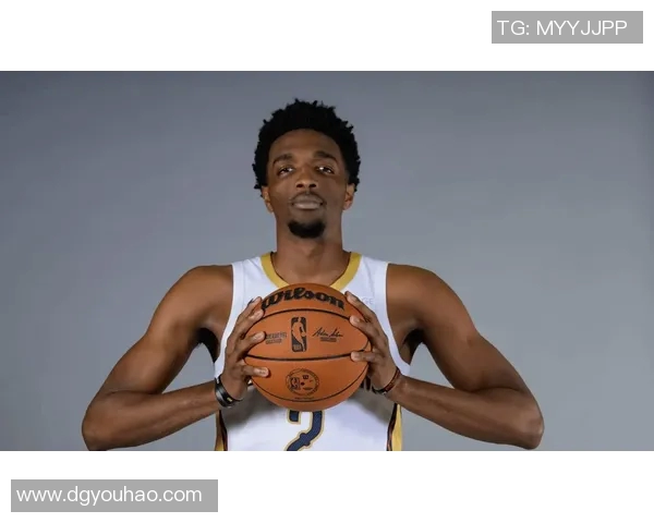 赫伯特琼斯的篮球之路与成长历程探讨 赫伯特琼斯的篮球之路与成长历程探讨