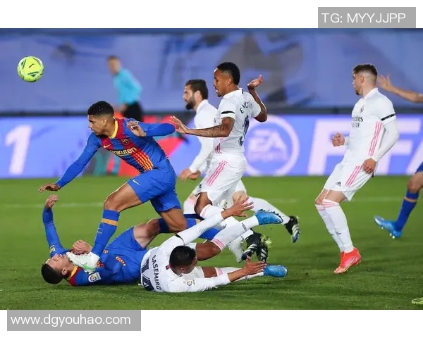 西甲焦点战利云特迎战巴塞罗那期待精彩对决与历史交锋