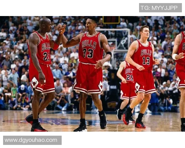 1993年公牛与爵士的经典对决回顾及其对NBA历史的深远影响 1993年公牛与爵士的经典对决回顾及其对NBA历史的深远影响