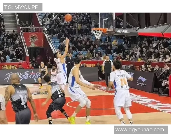 CBA精彩对决北京队与吉林队比赛录像回放全程回顾与精彩瞬间分析 CBA精彩对决北京队与吉林队比赛录像回放全程回顾与精彩瞬间分析